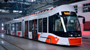 Kuues CAF Urbos tramm jõudis Tallinna