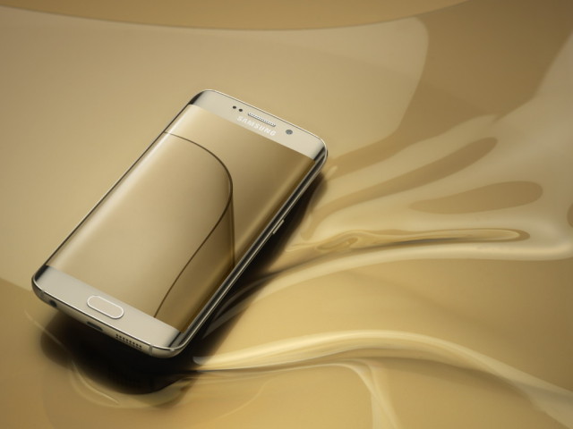 Galaxy-S6-edge_Gold-Platinum_Art-Photo2