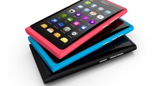 Nokia N9: unikaalne täisekraaniga nutitelefon