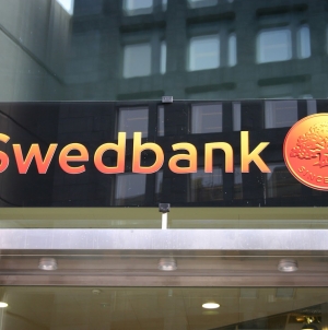 Varuge kannatust ja sularaha: nädalavahetusel võivad Swedbanki pangasüsteemid tõrkuda