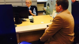 Tele2 grupi asepresident võttis Eesti e-residentsuse